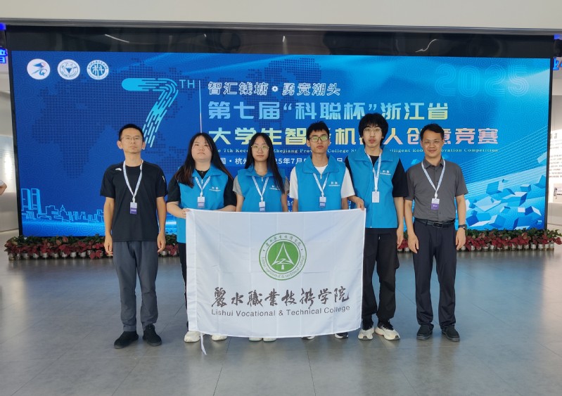 330c7a24-5387-49bd-a27c-2b948ea11550 330c7a24-5387-49bd-a27c-2b948ea11550