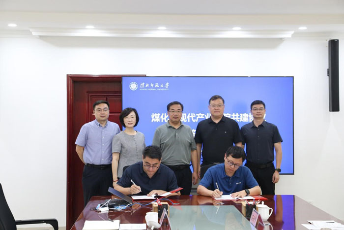 03ea8b29bff34f3b90ab4890653f6b1e.jpg 03ea8b29bff34f3b90ab4890653f6b1e.jpg