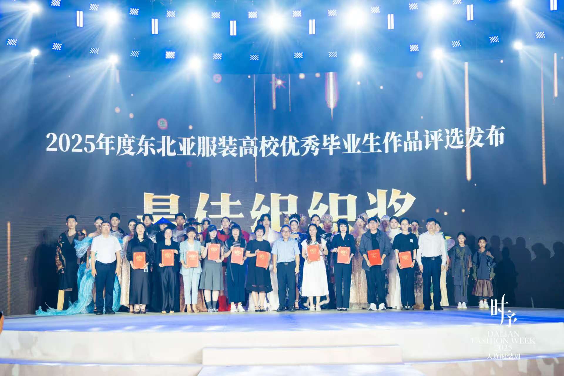 73c85b39cfe966249026fb6ecbfda27