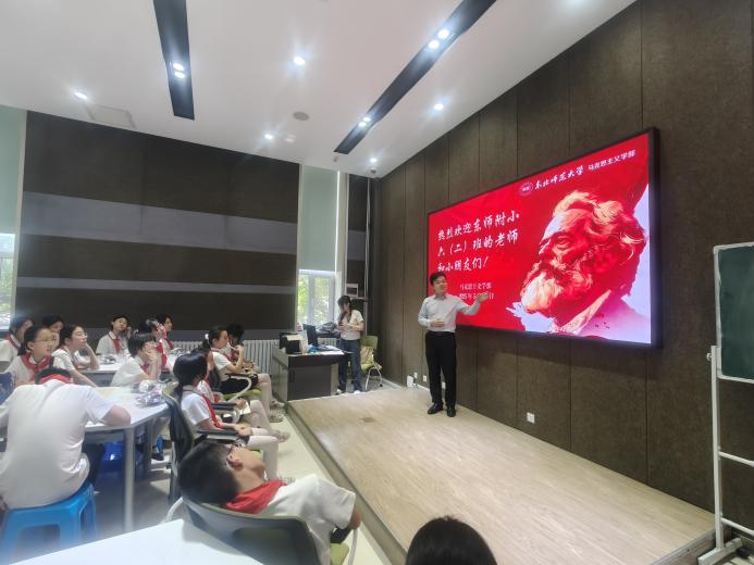 图片1 图片1