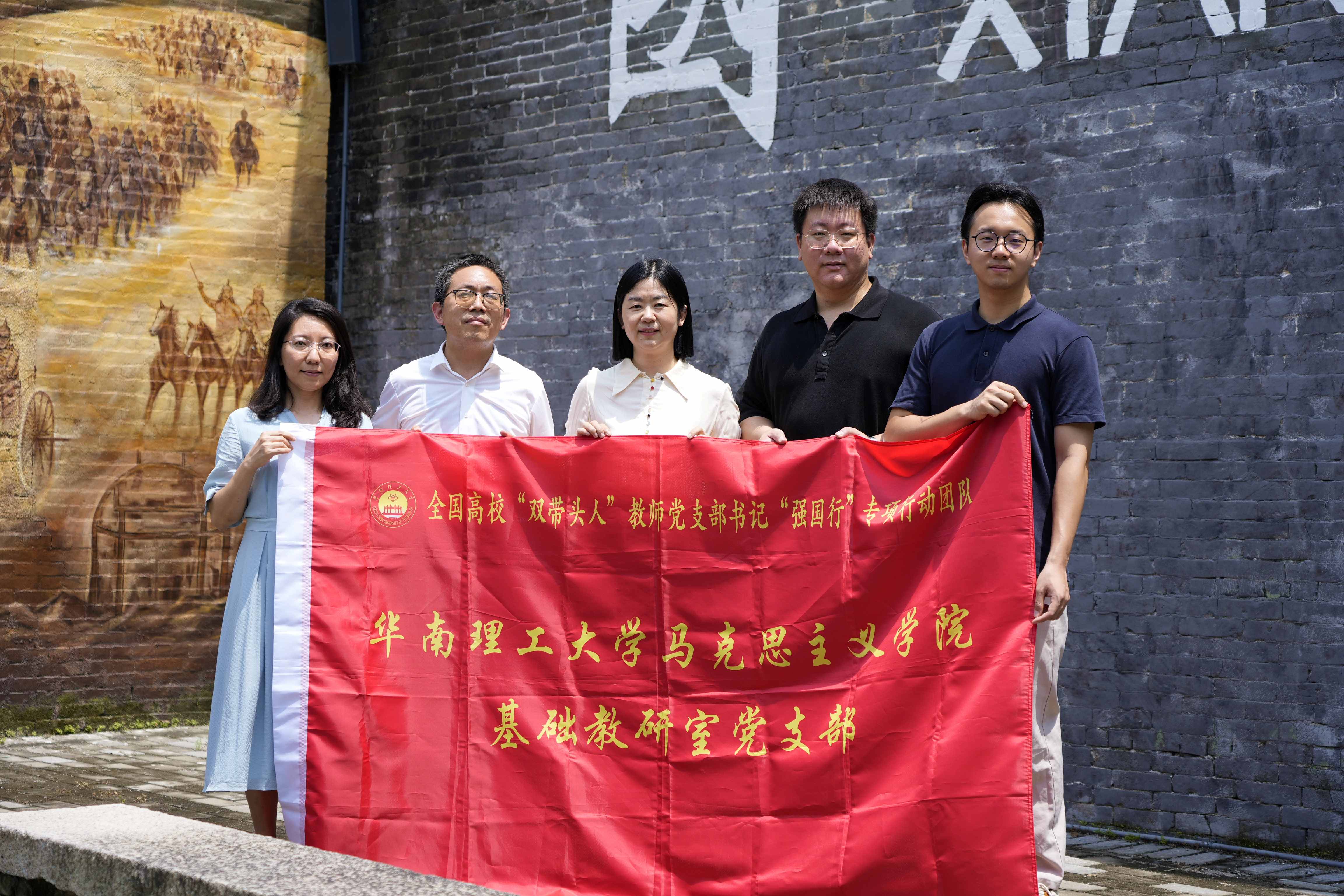 微信图片_202507171821391(f) 微信图片_202507171821391(f)