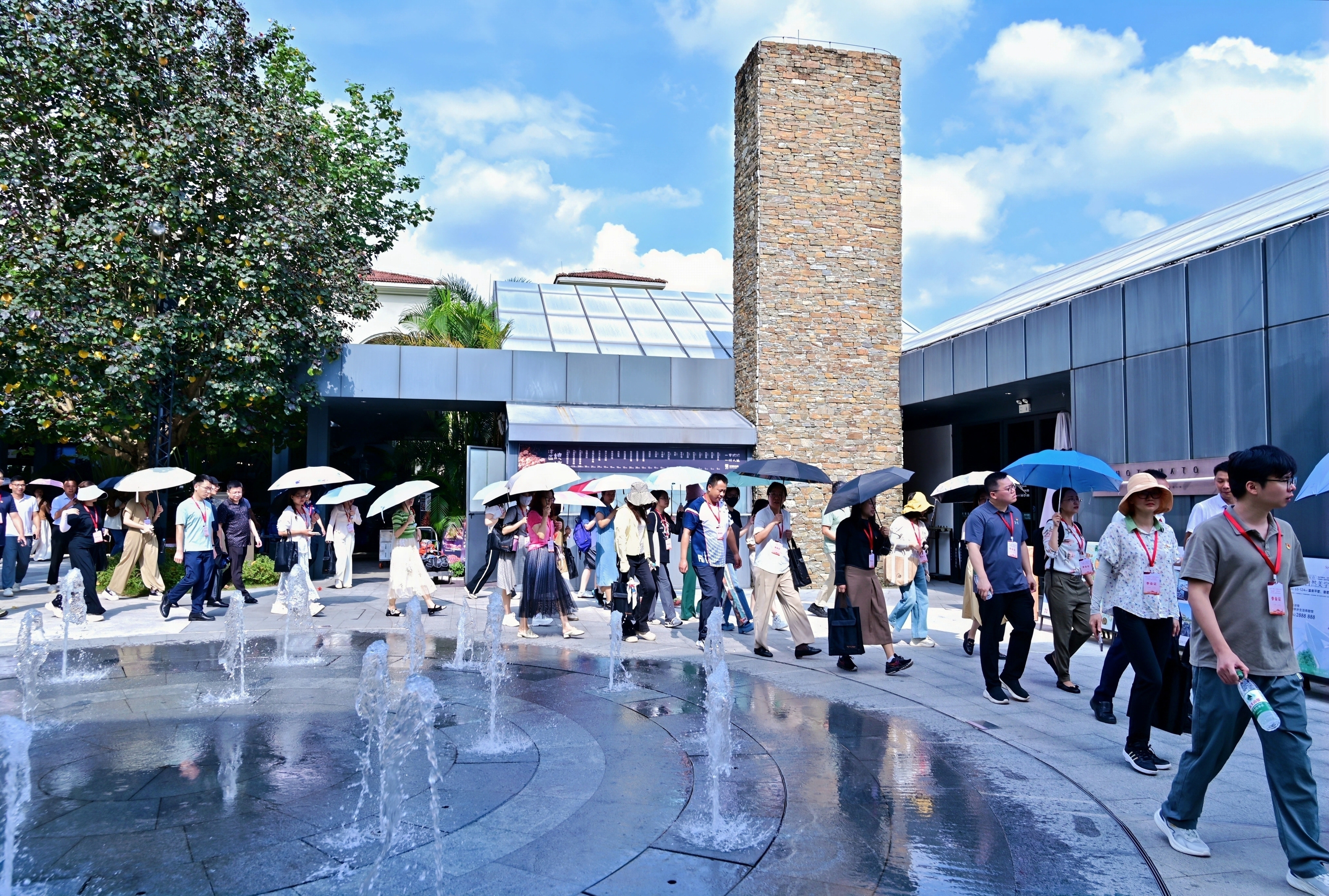 支部书记参加春沐源智慧农业示范区现场教学