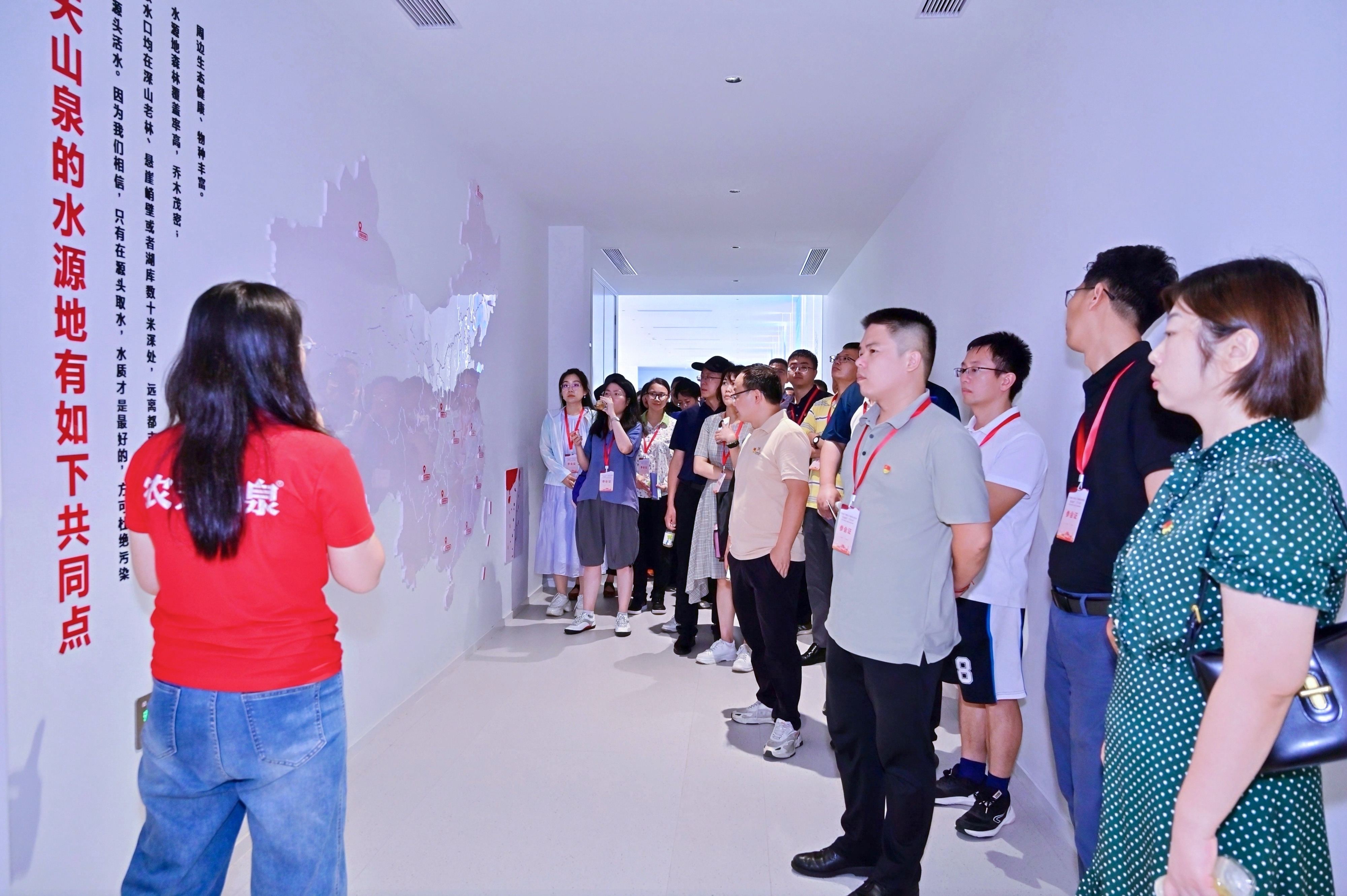 支部书记参加农夫山泉河源工厂现场教学