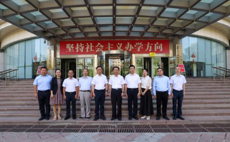 参加调研人员合照