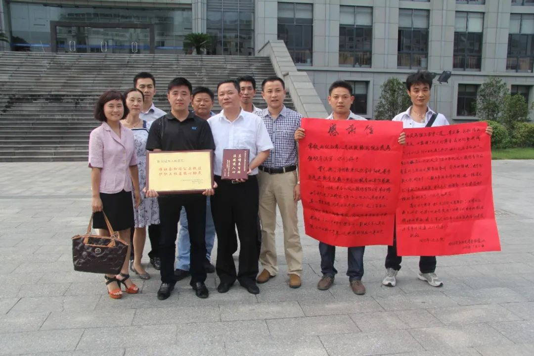 5be4af909dc3c4e20b8dbd6bed0ed557