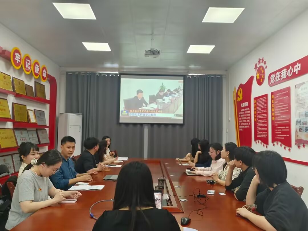 36C5D1B5F14CFBAA6BCC610FDA527727