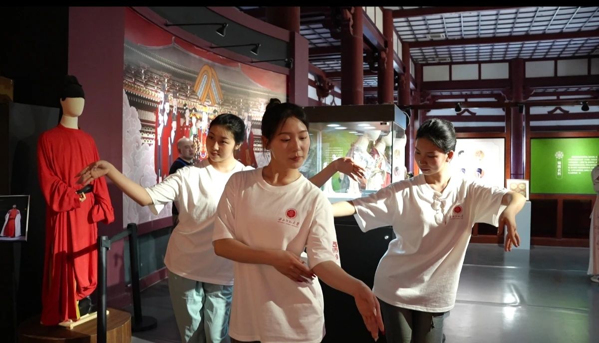 微信图片_20250804092019 微信图片_20250804092019