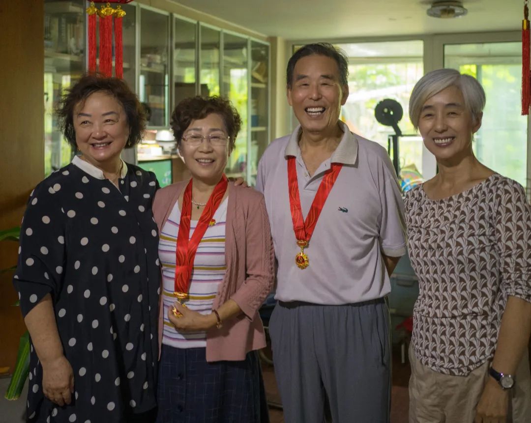 1751295700866059646 1751295700866059646