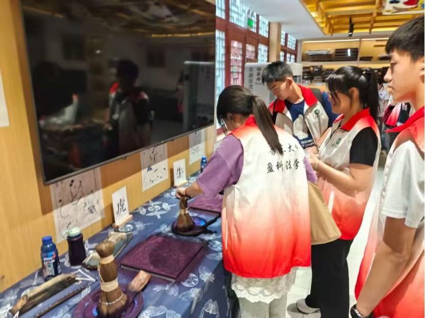 8.17育人号照片2