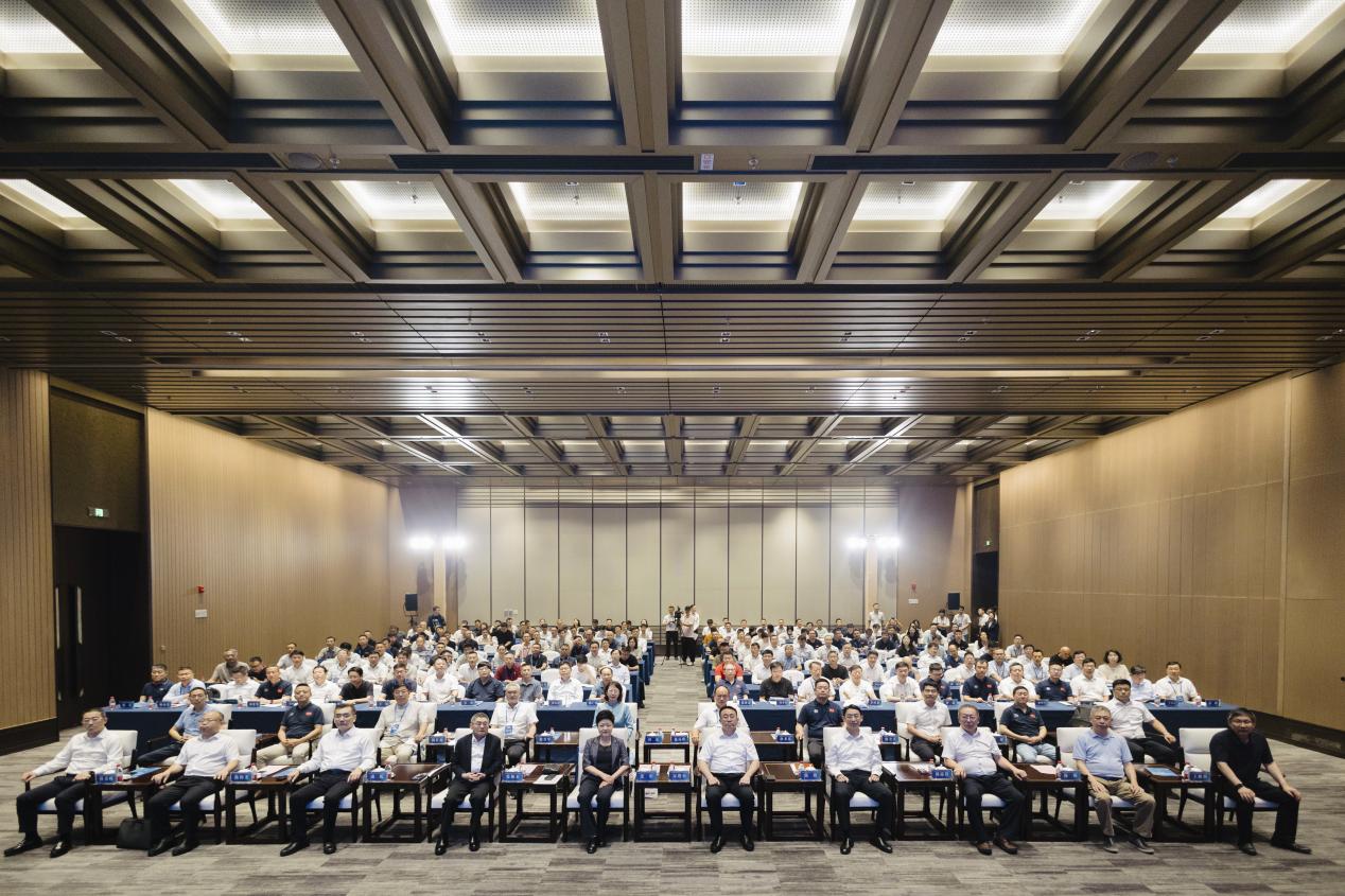 学校与南通市共办船舶海工创新发展大会 p7