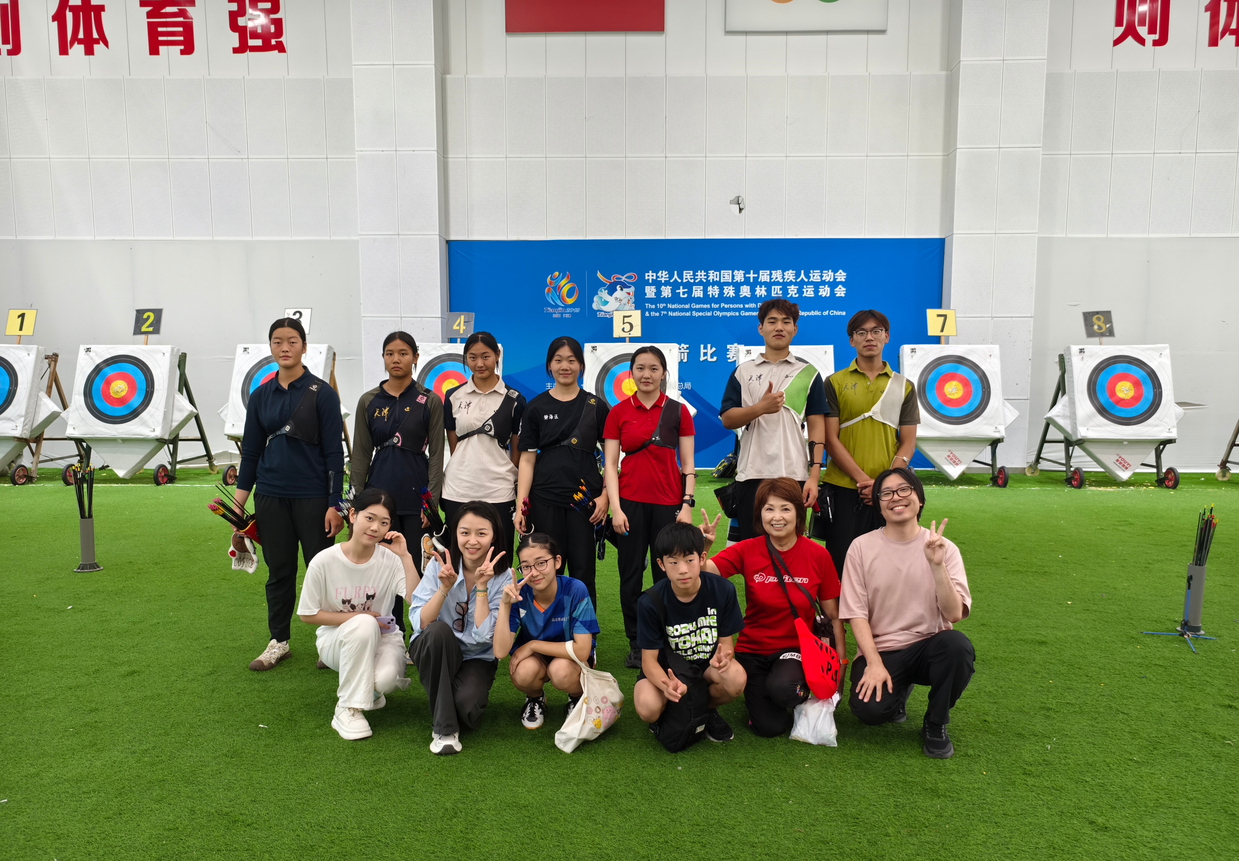 2025年8月2日，天外日语学子为日本友好城市青少年访问天津提供志愿服务