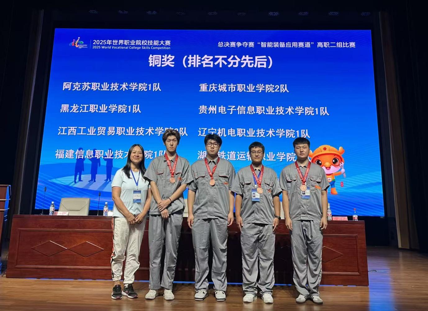 E3C8E09505BF6191E4E3B3C5E22_F3D8AB7D_2DD61 E3C8E09505BF6191E4E3B3C5E22_F3D8AB7D_2DD61