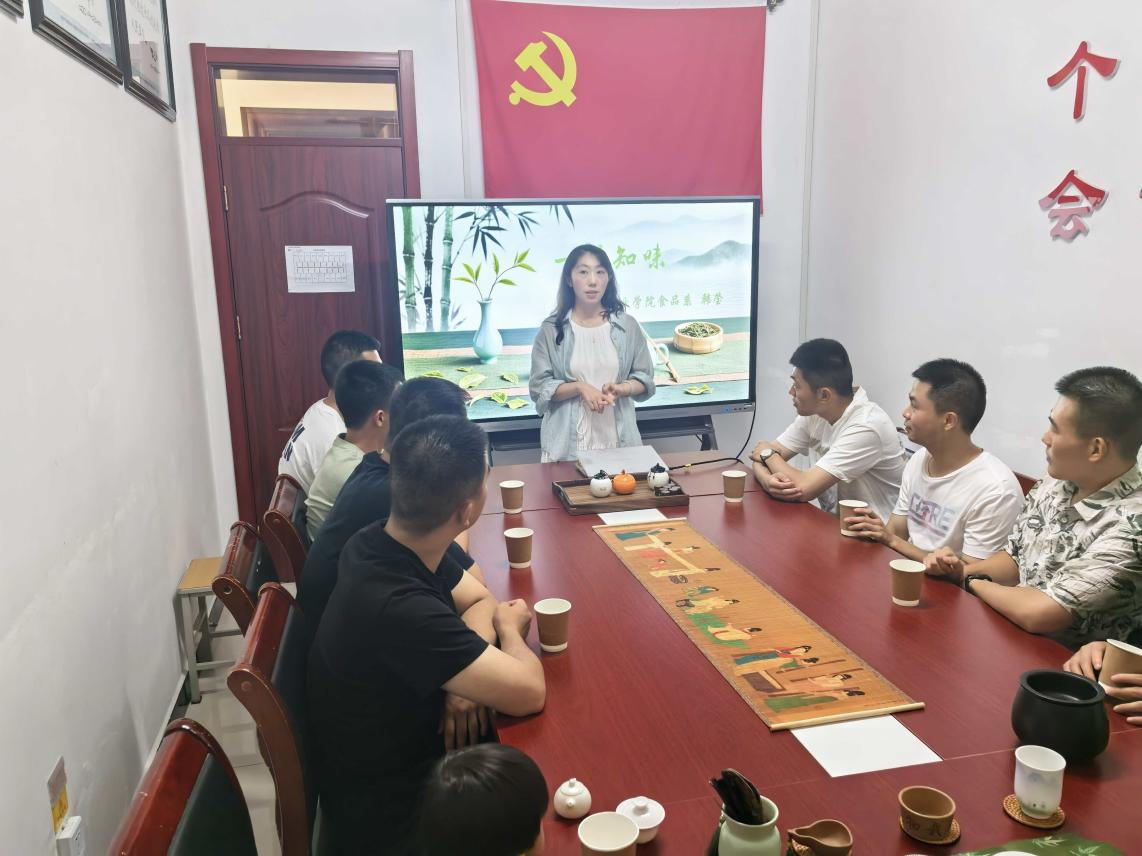 韩莹图片2