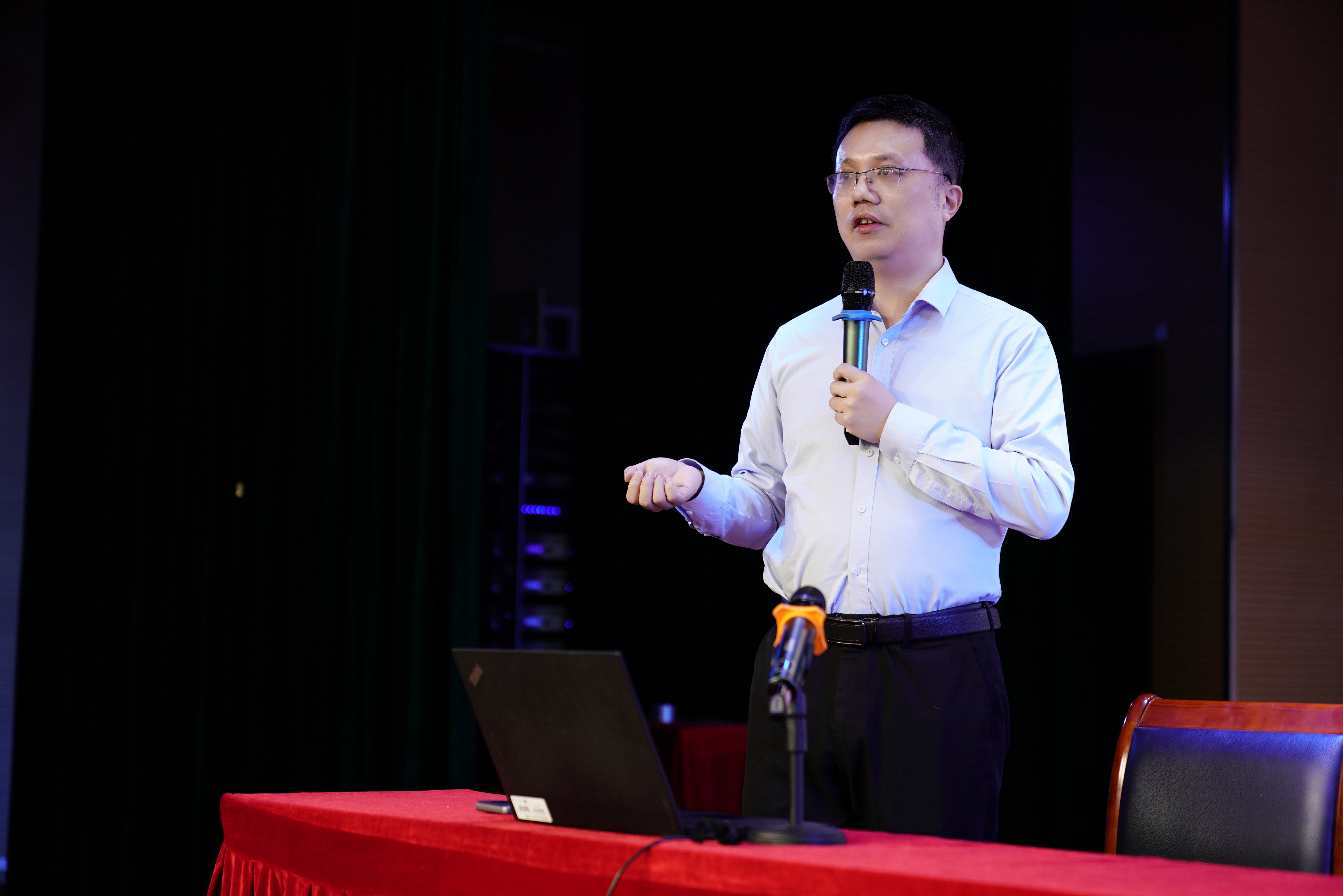 通讯稿用照片1 通讯稿用照片1