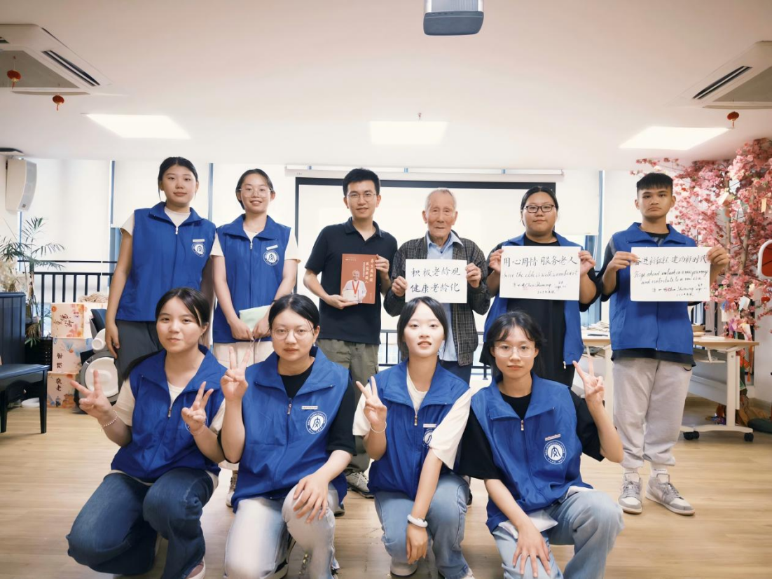 8e66135cac6563909323ddefc9b95fc