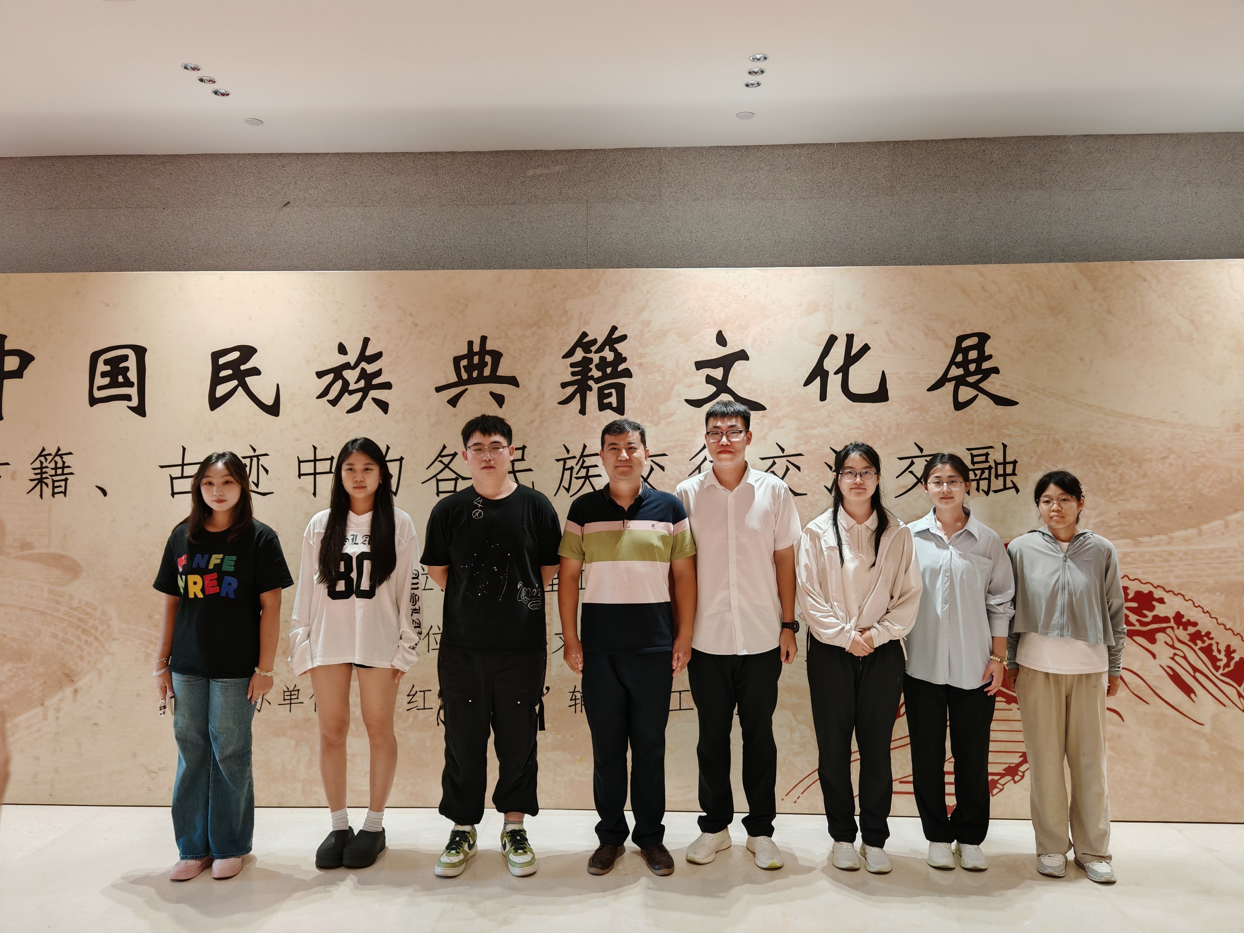 支部师生参与“声音中的党史——毛泽东诗词赏析朗诵”活动1