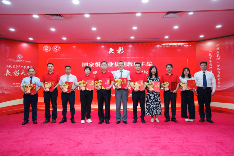 图片 16 图片 16