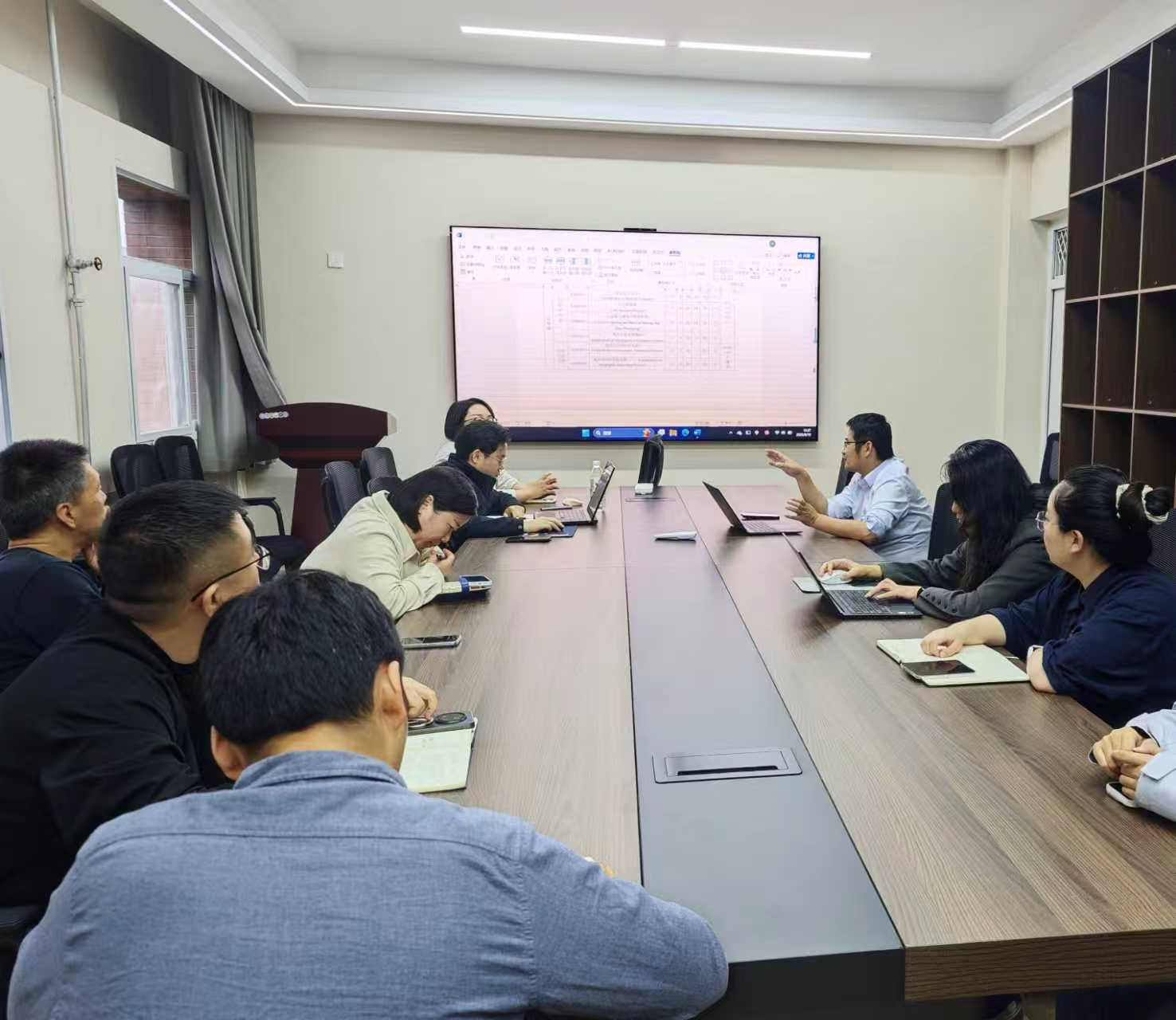 b2e3b3e468866e2f9063fe3f98643994 b2e3b3e468866e2f9063fe3f98643994