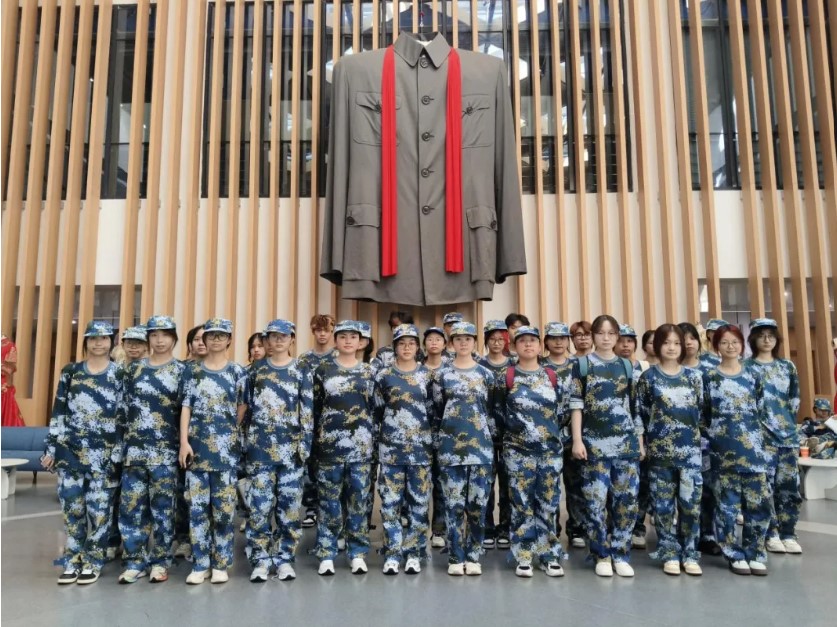 屏幕截图 2025-09-23 184813