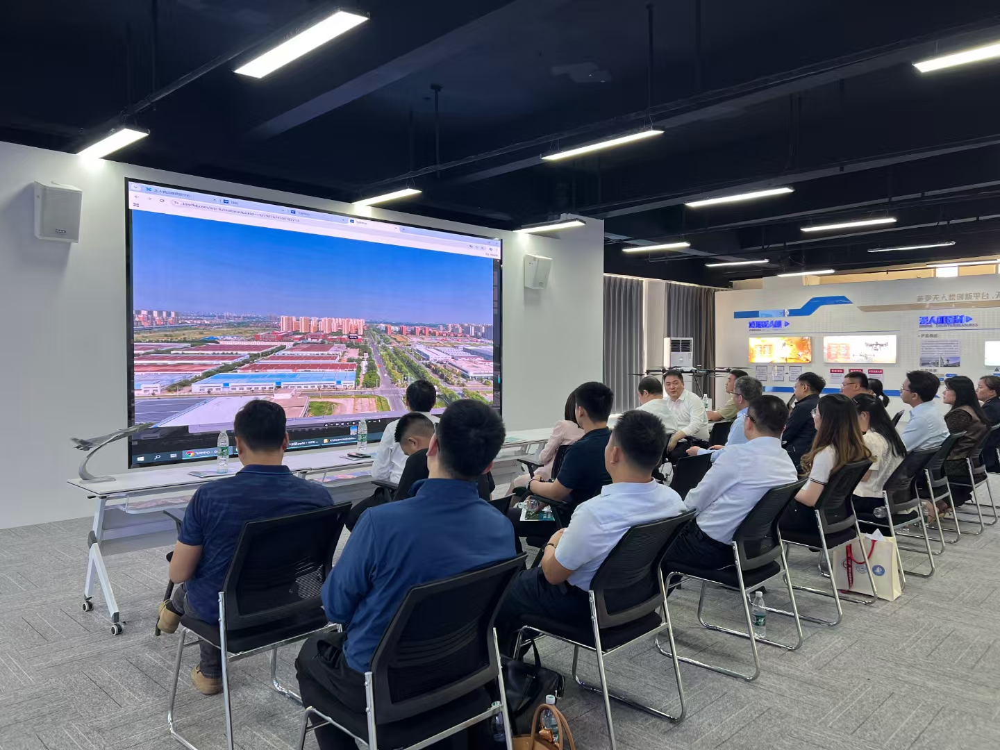 微信图片_20250926234456_85_61 微信图片_20250926234456_85_61