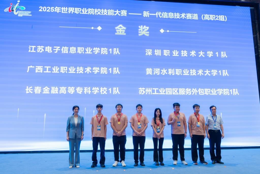 1C4A9B066F70CB59130813AE502_7E99D308_15888 1C4A9B066F70CB59130813AE502_7E99D308_15888