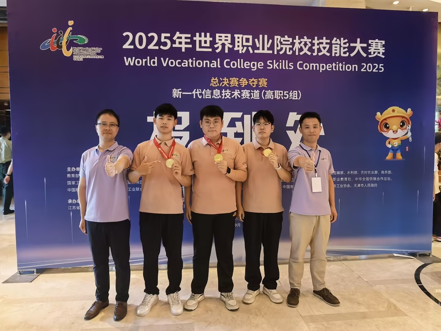 7696CA53893D20C9905FBC1DFAC_A39CFAF7_41F1D 7696CA53893D20C9905FBC1DFAC_A39CFAF7_41F1D