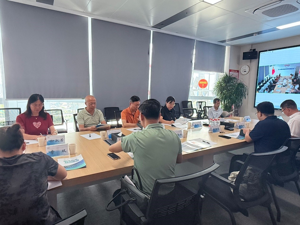 座谈会现场 座谈会现场