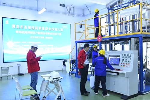 精馏考核现场 精馏考核现场