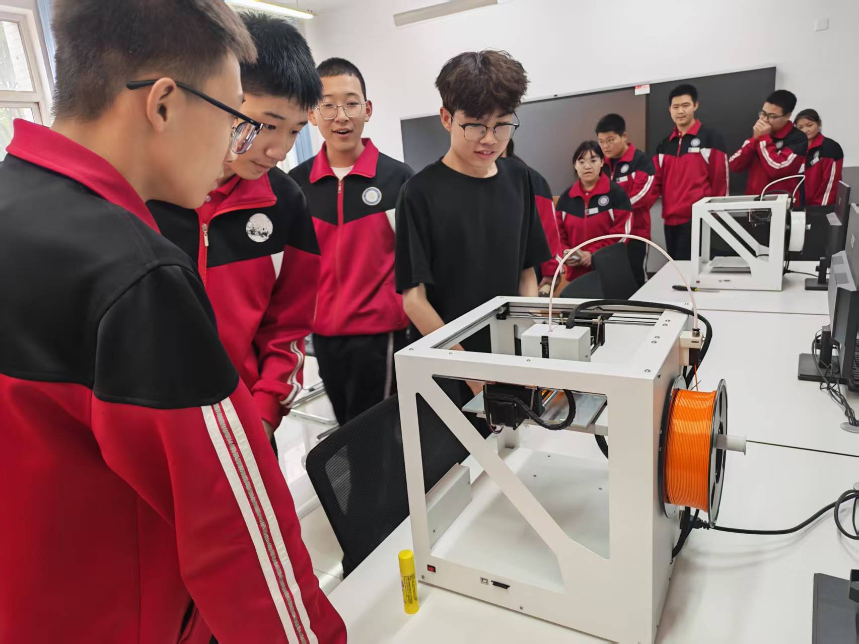 mmexport1758113290693