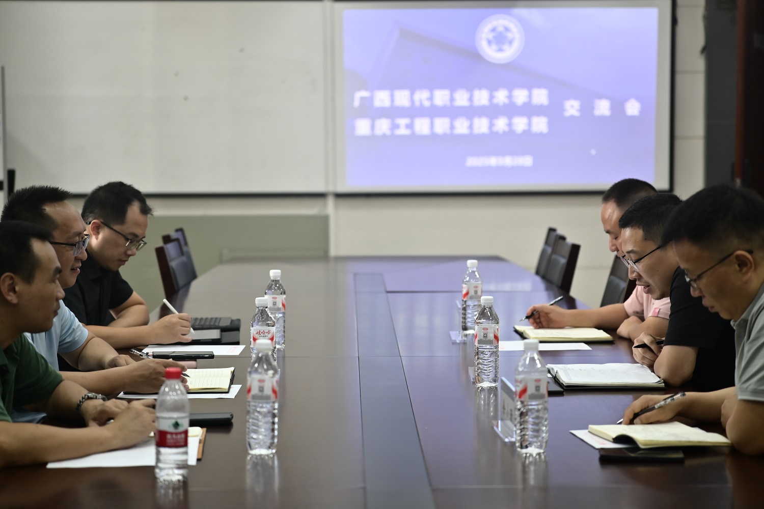 xKGB_1759108522493_html_41d9745ab587a4d1