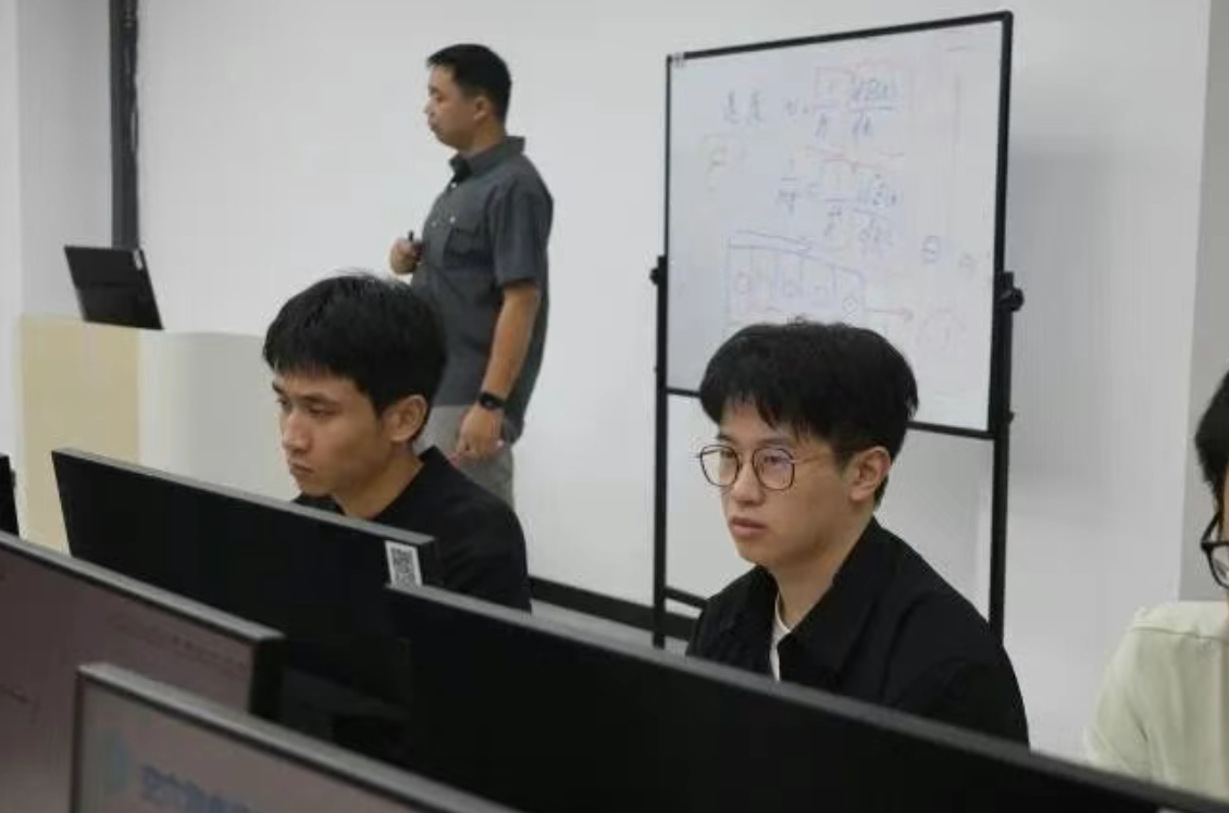 屏幕截图 2025-10-10 225327