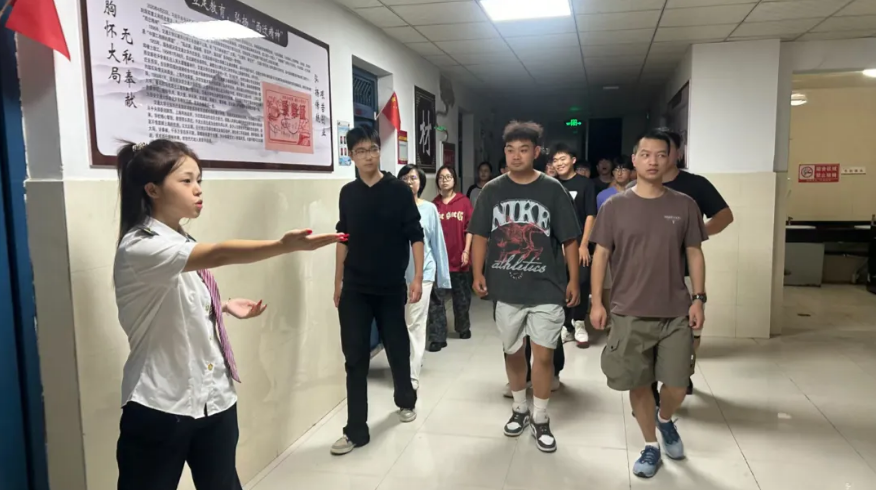 C8}_43LKN9R{OBTPN2TJC@O