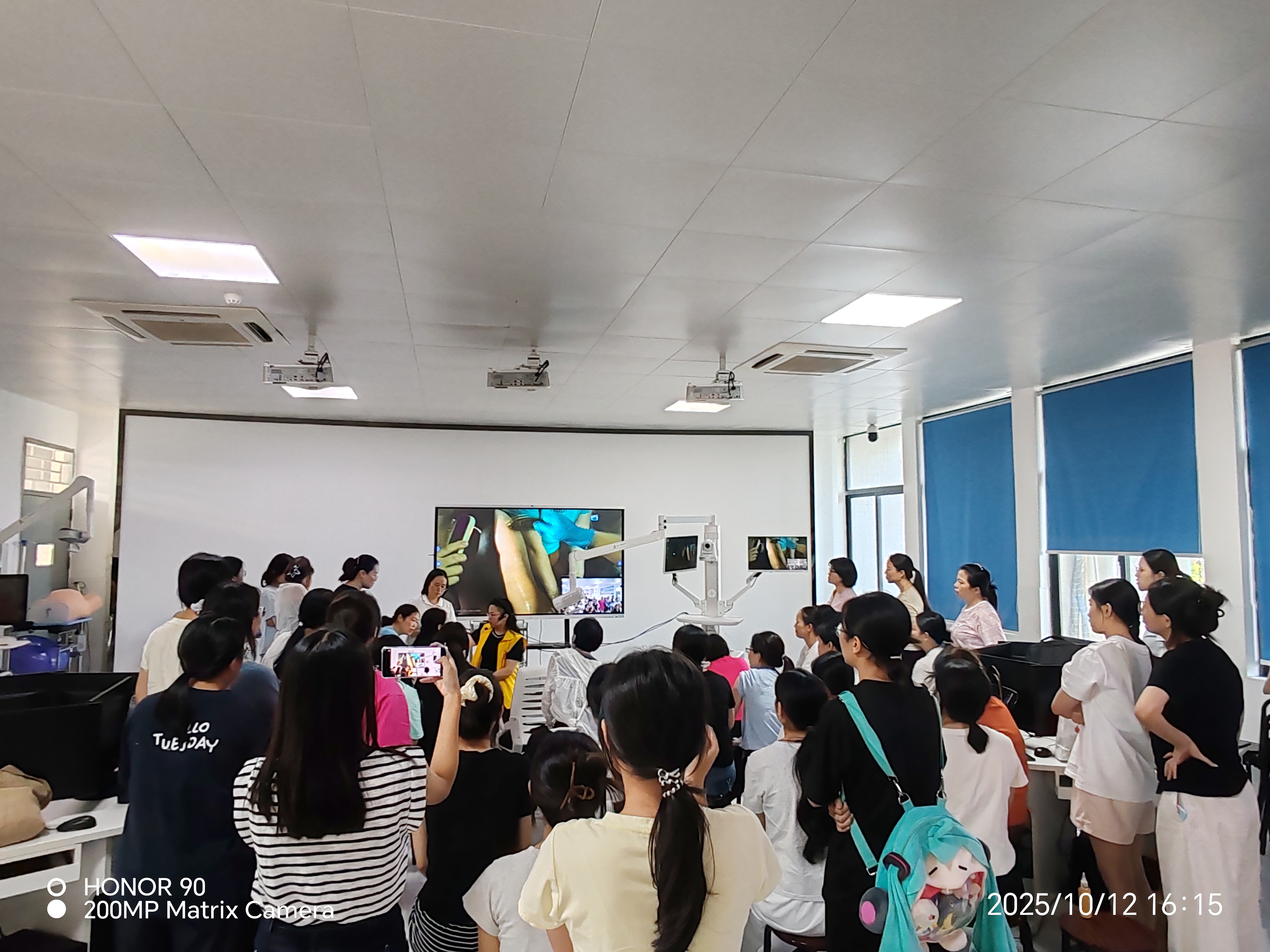 李代砭法刮痧学习现场实操 李代砭法刮痧学习现场实操