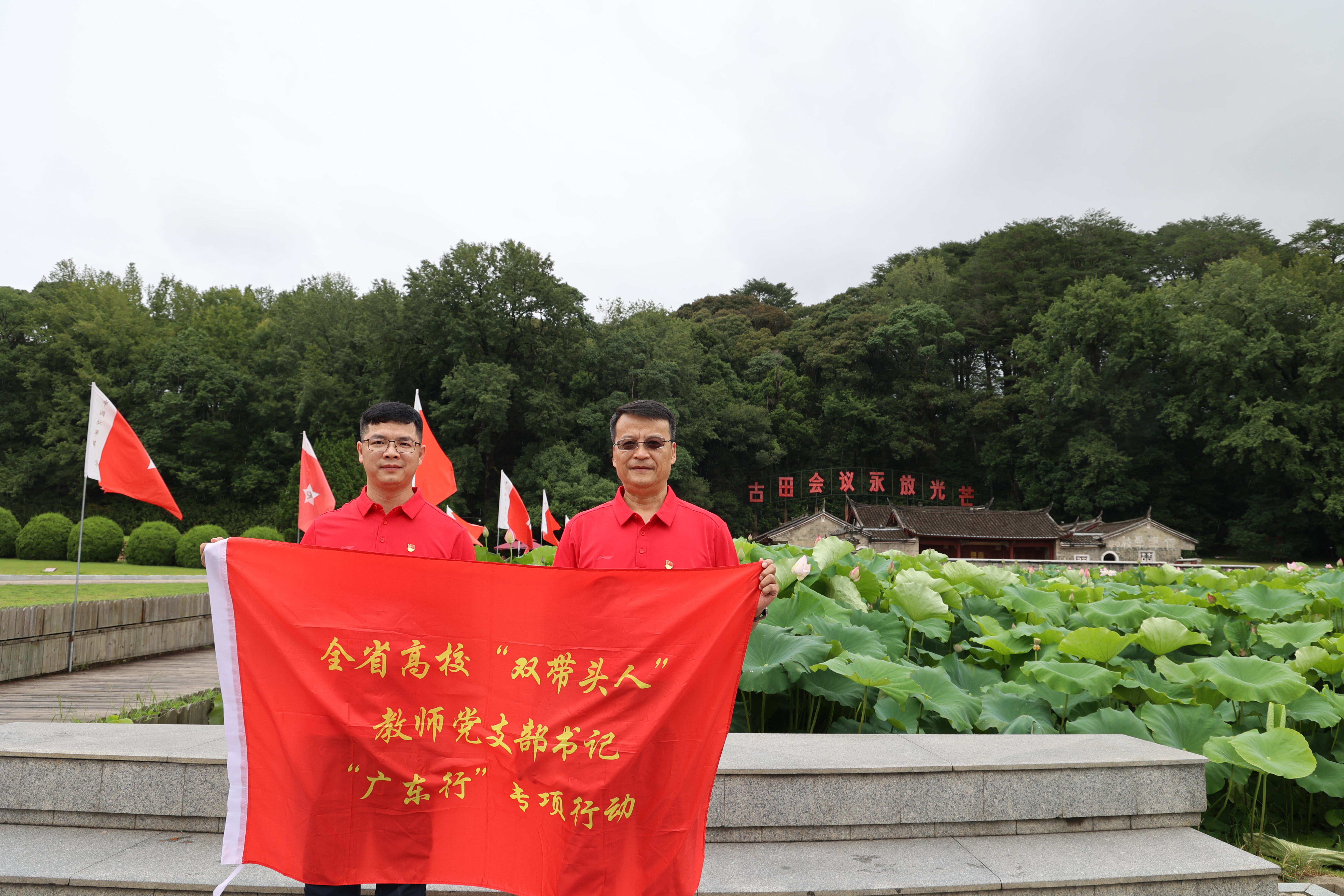 81015fb6f80daafd7260b1d36674e251