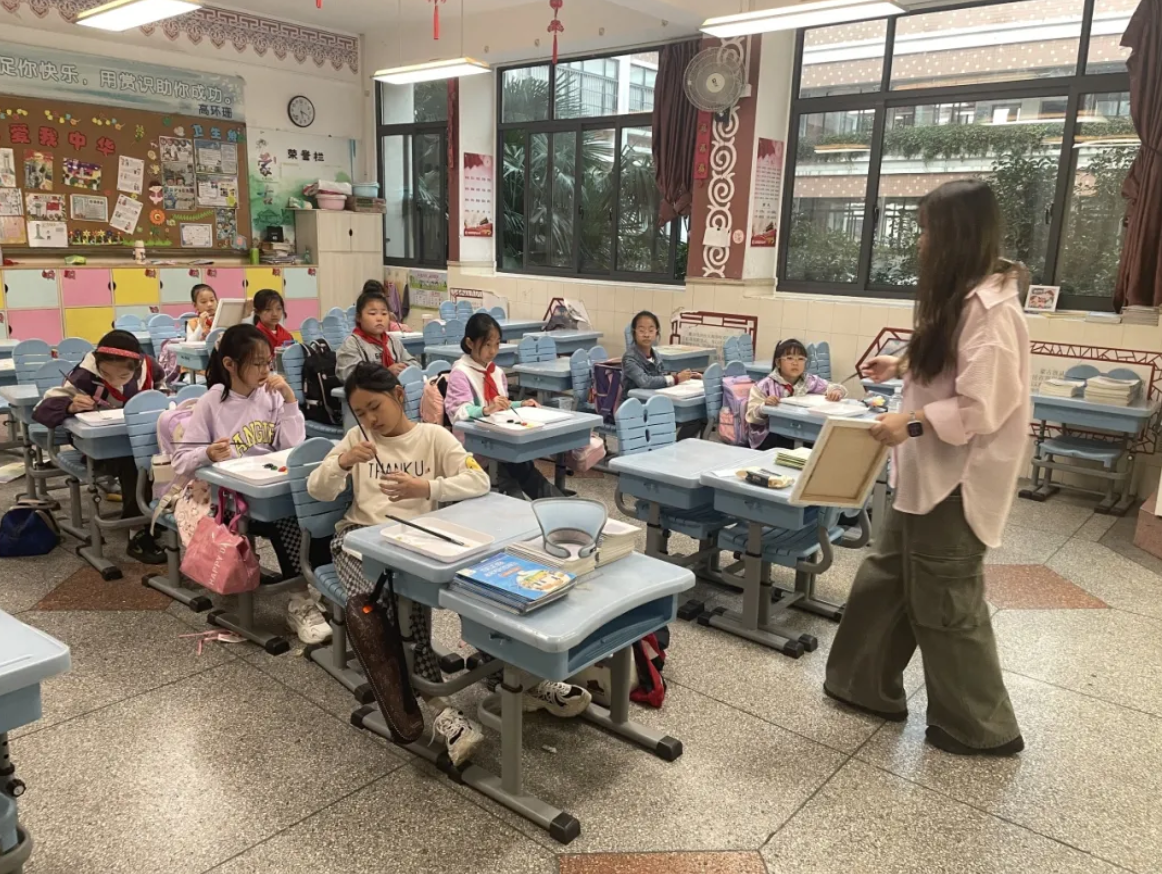 截屏2025-10-13 16.13.15