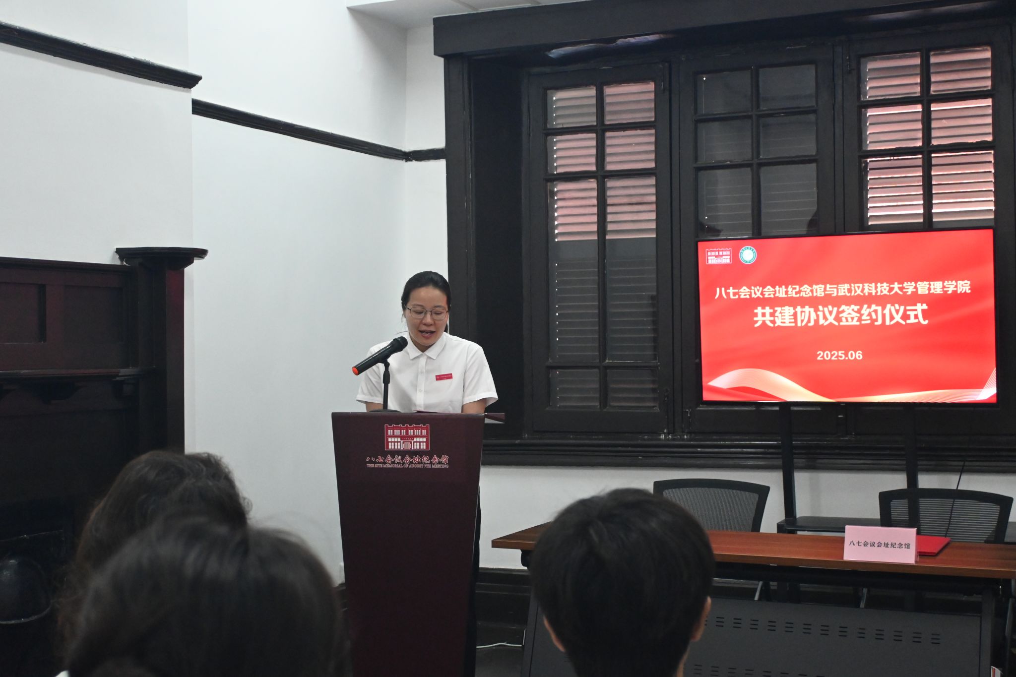 0EF5C2130F8CF5FA8B7BDCD413C_216A26AD_35E33