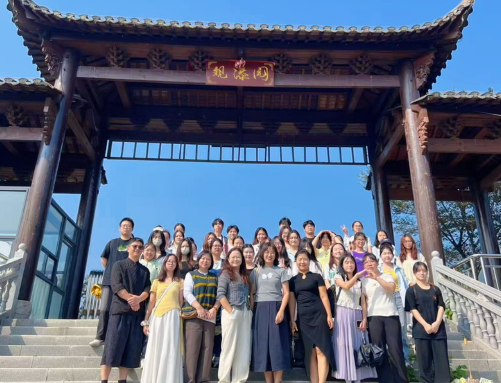 秀峰民宿群实践调研