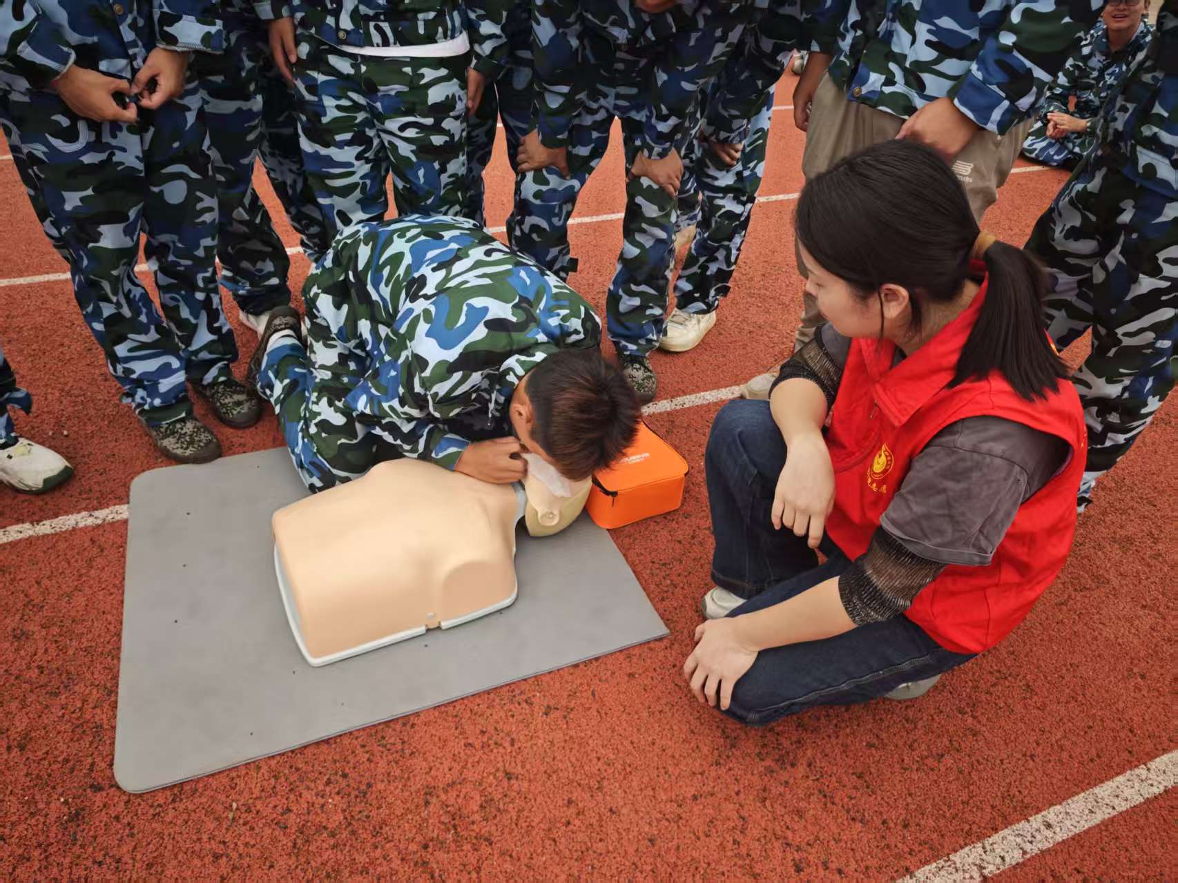 babf28731de8f50be5406124ae78e49d