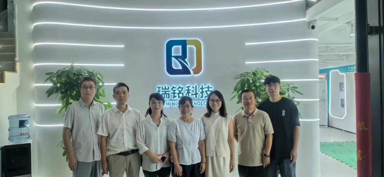 fc0e7df5-c059-4c1f-87f3-70067fcb8404