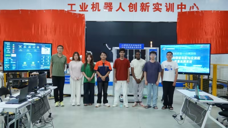 0944A7F17A474E258316D09B4B3_48DFE6E6_6AEBC