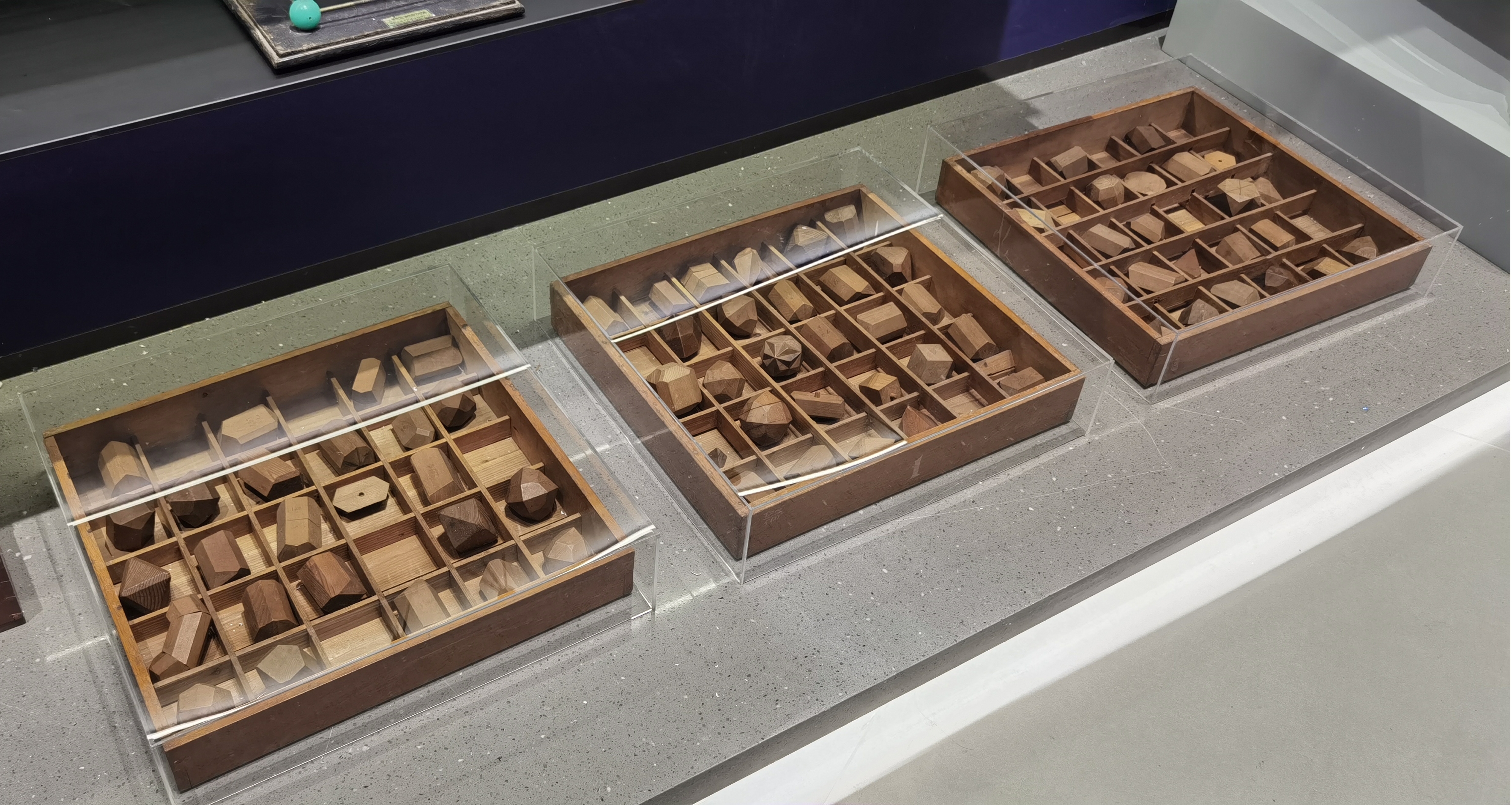 ͼƬ15��ѧ�þߣ�����ģ��