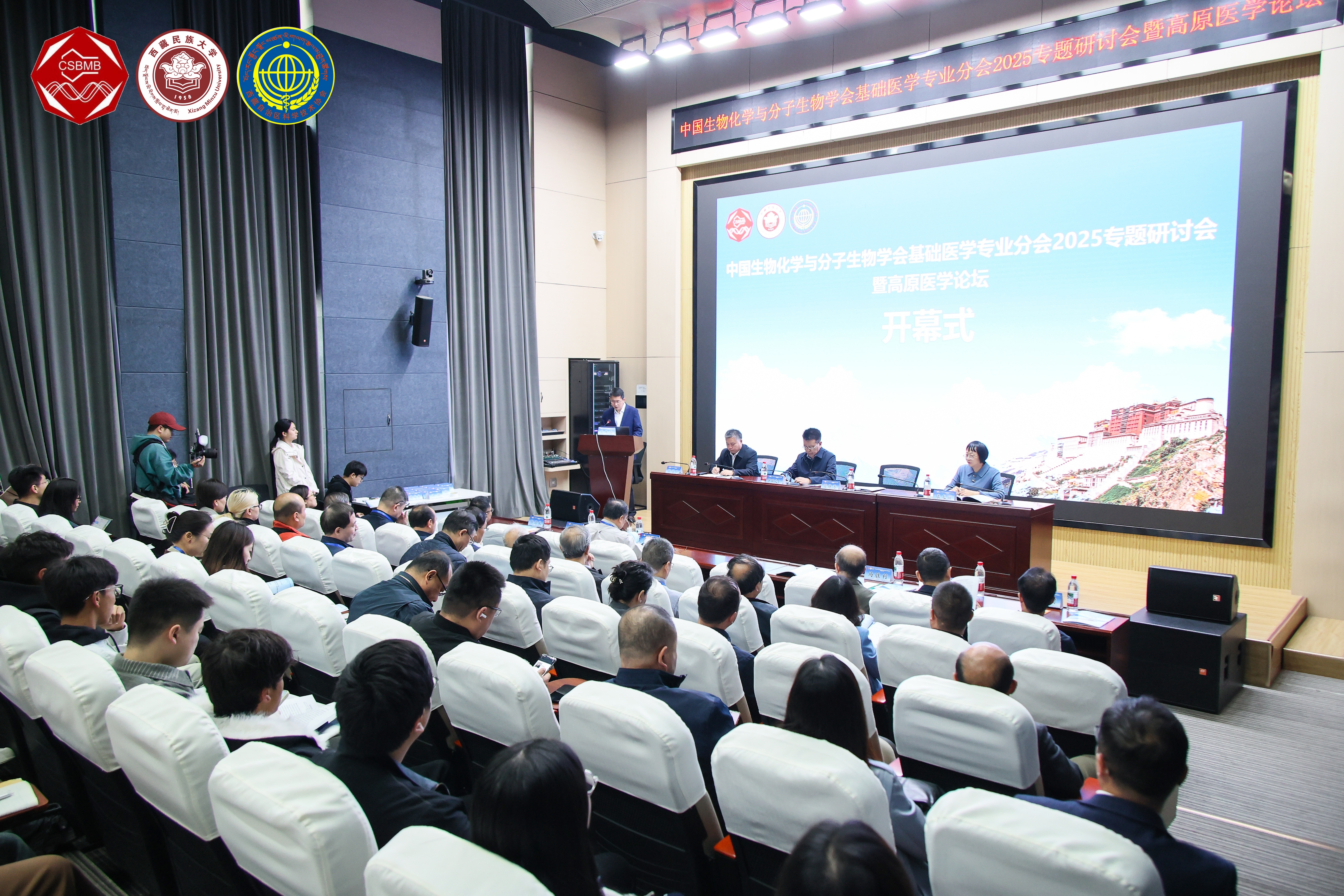 99A4F6BA6772526787943FC68A728A0E