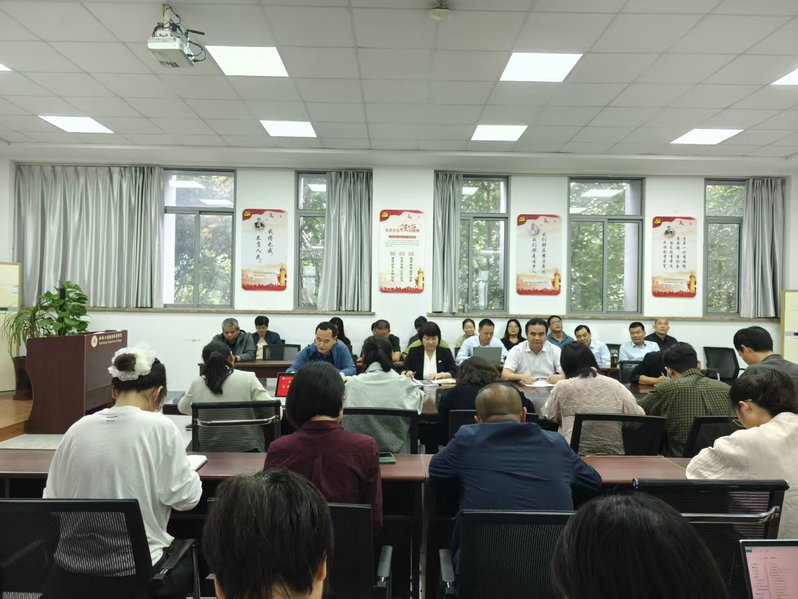 e8377614-d880-4735-ab33-dcb62e3a49a9 e8377614-d880-4735-ab33-dcb62e3a49a9