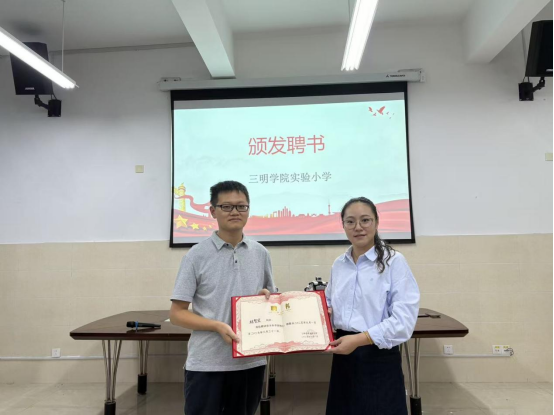 5adcefbd-dec1-4dea-b73b-42208be53519 5adcefbd-dec1-4dea-b73b-42208be53519