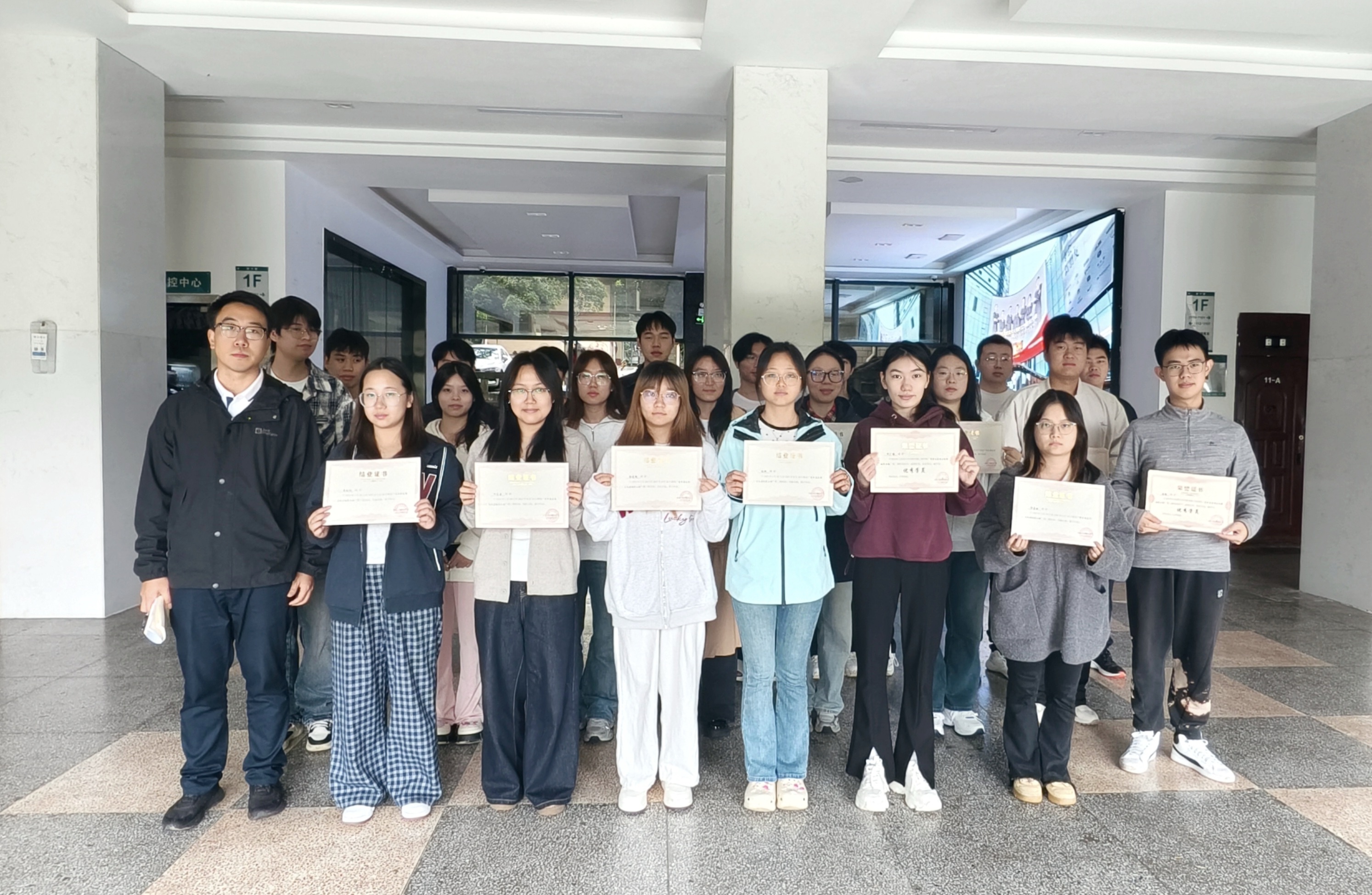 9a5ae697-84b0-4265-9027-e1415928672d 9a5ae697-84b0-4265-9027-e1415928672d