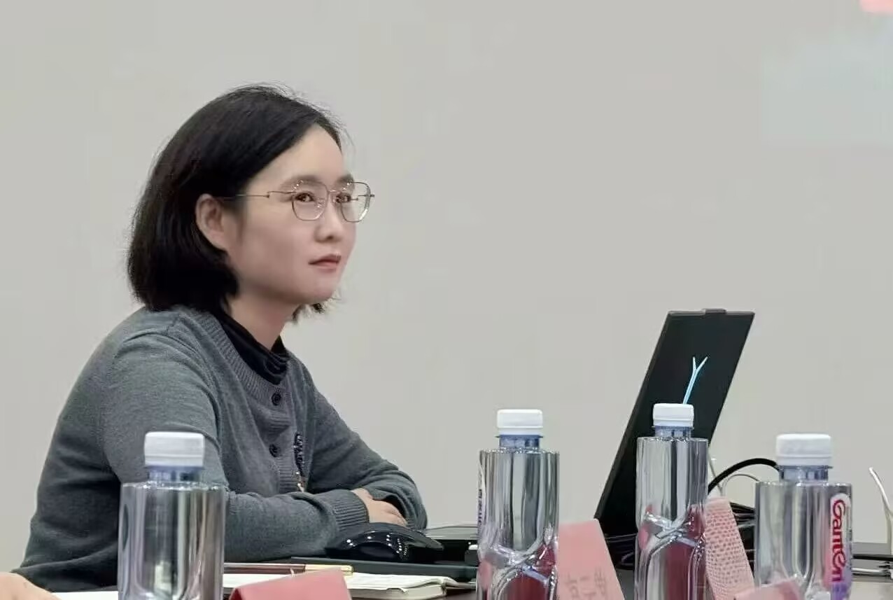 EA3D4BB12D4B21D9F2F9B8176BE56C29 EA3D4BB12D4B21D9F2F9B8176BE56C29