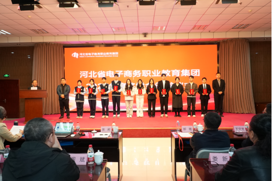 企业微信截图_20251024174037 企业微信截图_20251024174037