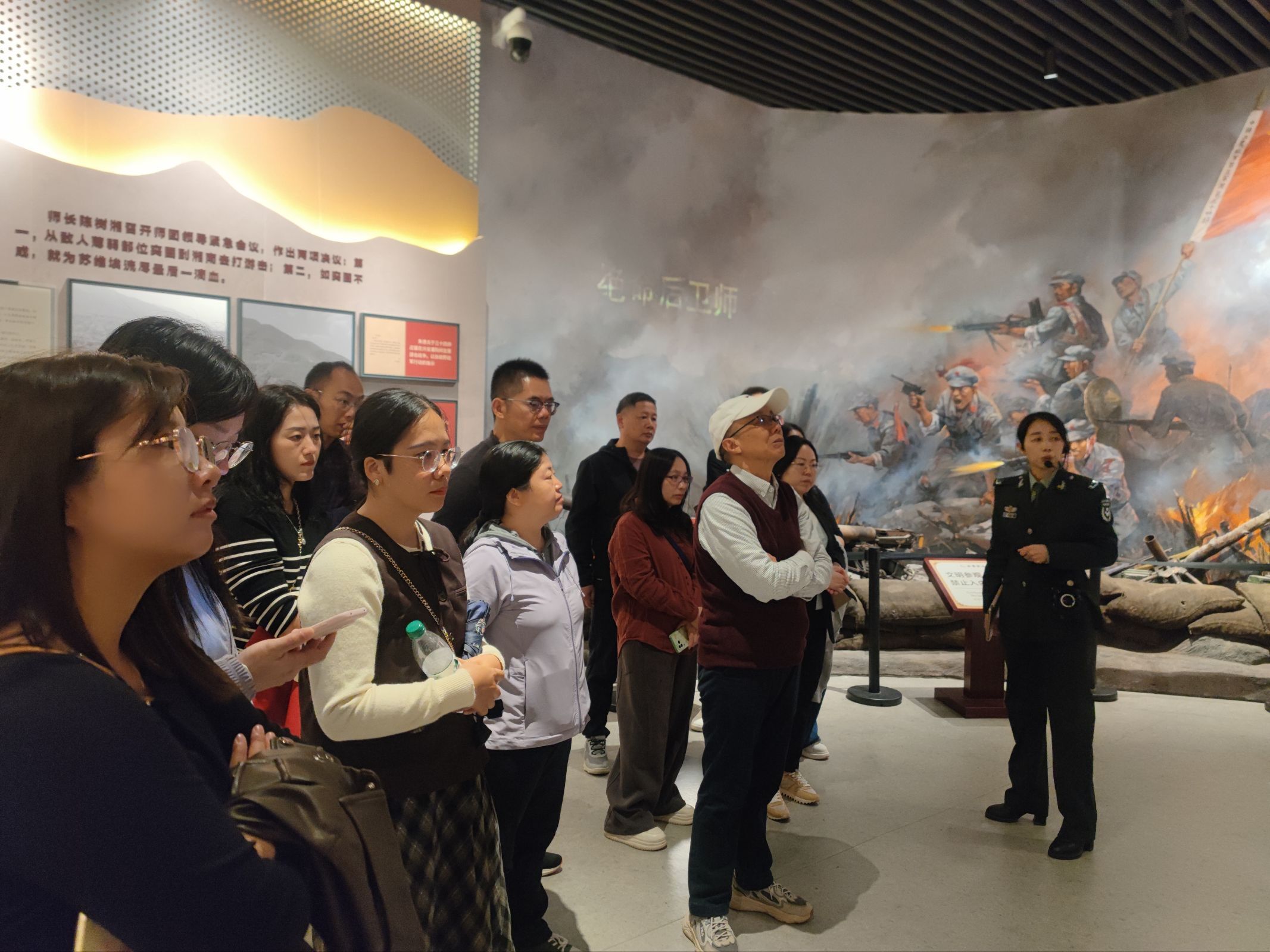 QQ图片20251025224255(10) QQ图片20251025224255(10)