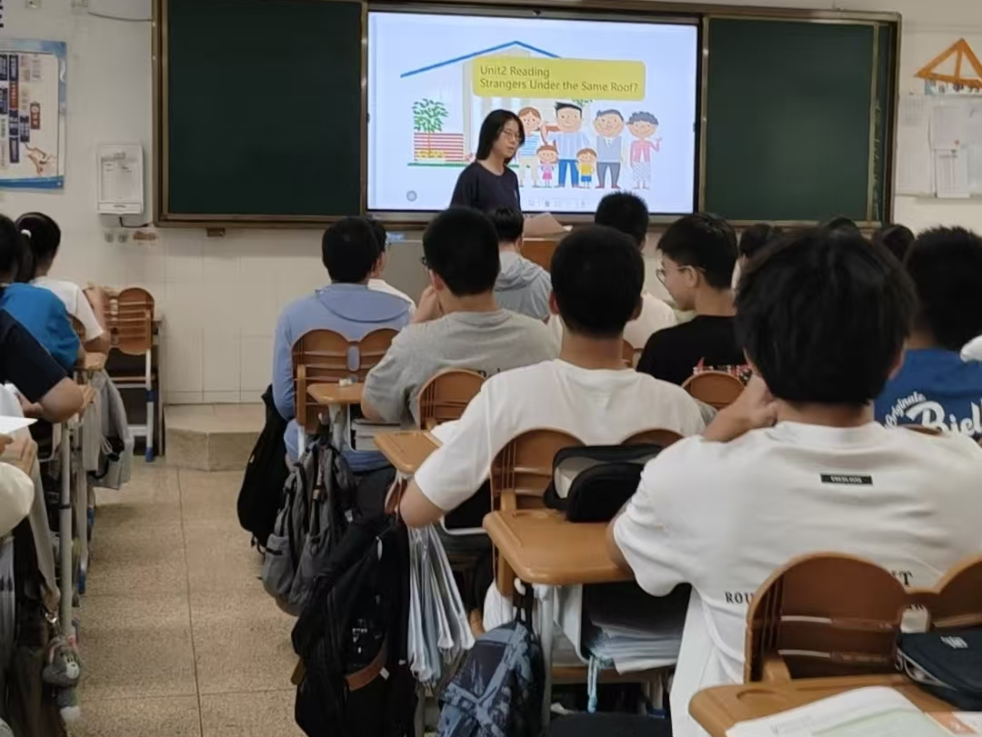 强化思想引领 培育未来师资 ——2026届英语师范生实习活动展示