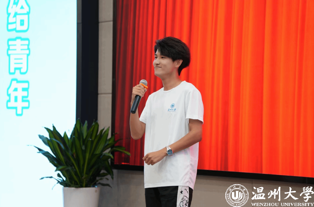 F48C6E1AD818E00FFD8E1B34E47_AF5B6FA3_351F0